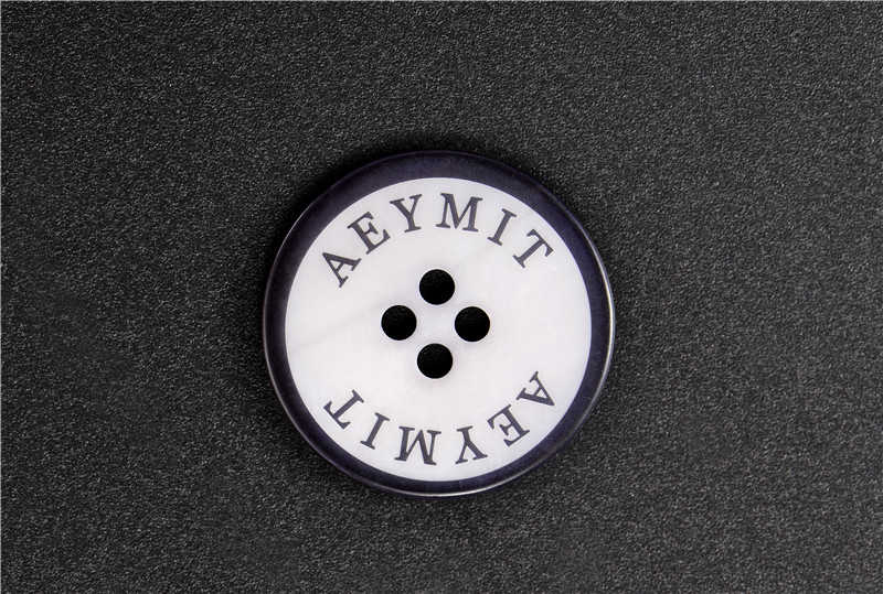 355 uv laser engraving plastic with light spot is very small